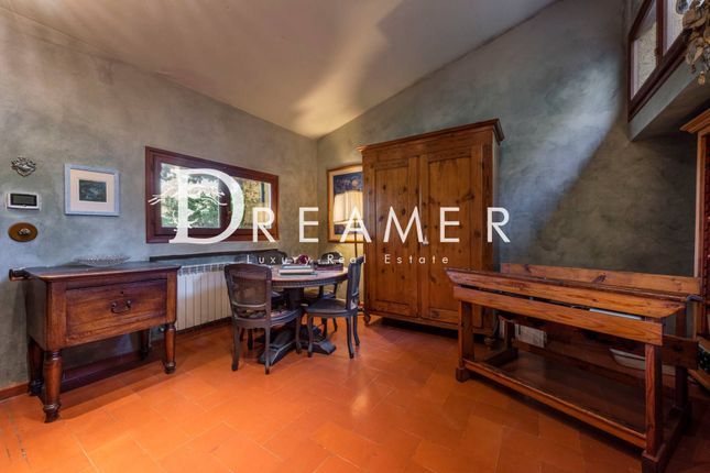 Villa for sale in Via di Valiano, Impruneta, Toscana