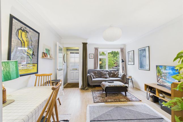 40, Grange Road, West Molesey photo 3