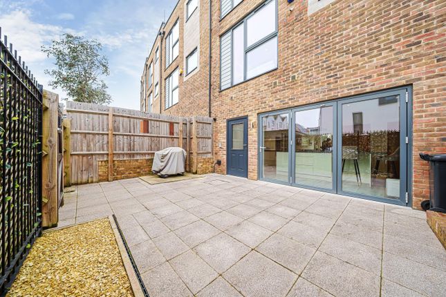 Property for sale in Tangmere Crescent, Uxbridge