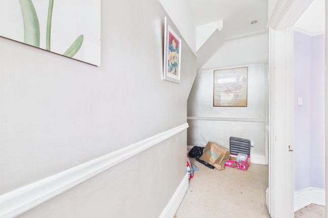 7, Thornton Road, Wallasey photo 4