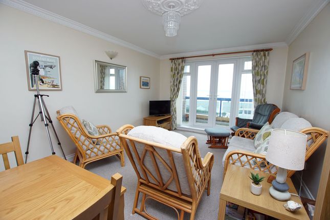 Flat 6 Panorama Court, Marine Parade West, Lee-On-The-Solent photo 4