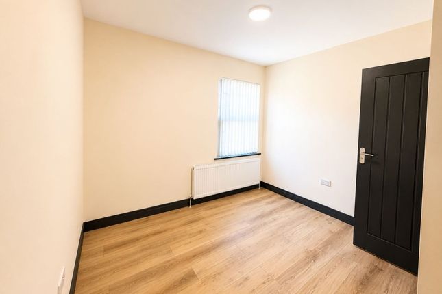 85, Ragstone Road, Slough photo 3