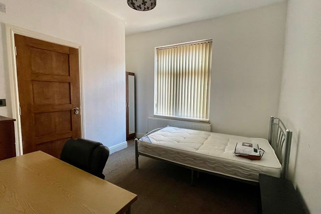 8, Osberton Place, Sheffield photo 5