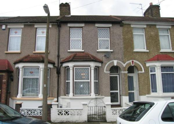 Thumbnail Property to rent in Kimberley Road, London