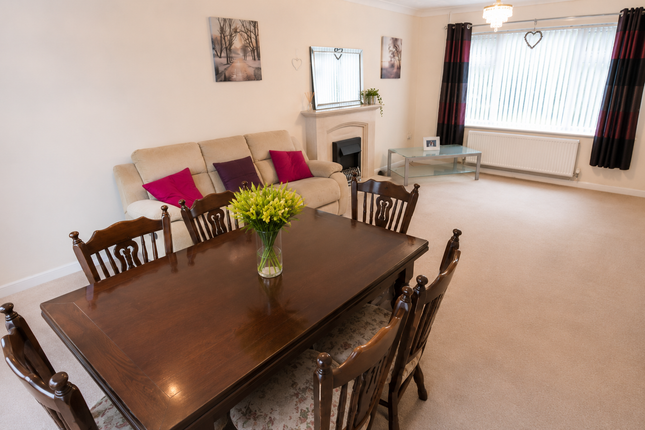 9, Wynnstay Lane, Wrexham photo 4