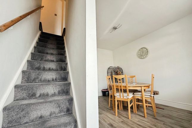 70, Merthyr Road, Abergavenny photo 2