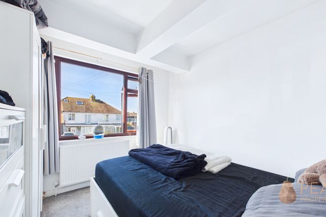 First Floor Front, 166 Brighton Road, Lancing photo 4