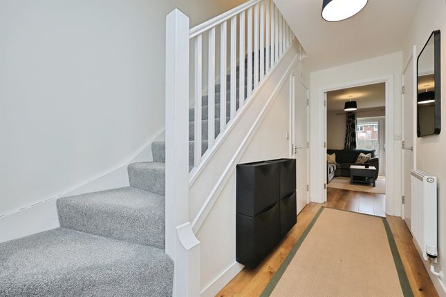 13, Woollen Way, Thetford photo 2