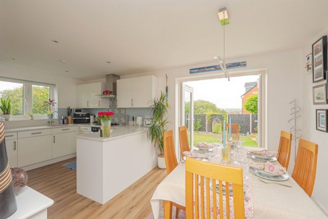 52, Rosebay Drive, WEYMOUTH photo 3