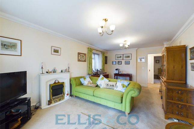 1A, Colin Blythe Road, Tonbridge photo 4