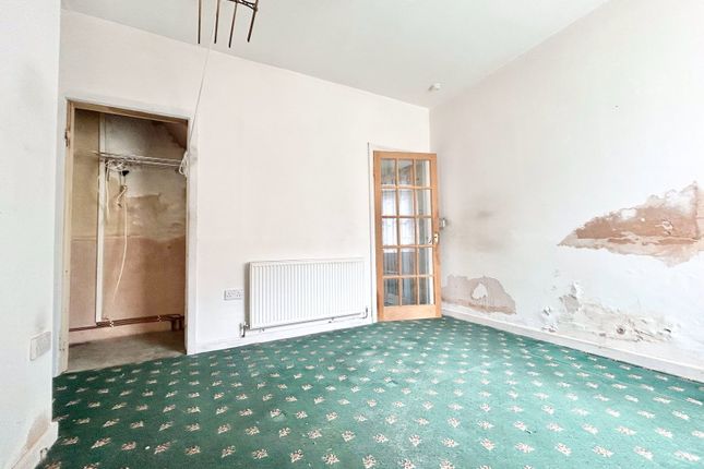 120, Conway Road, Llandudno Junction photo 5