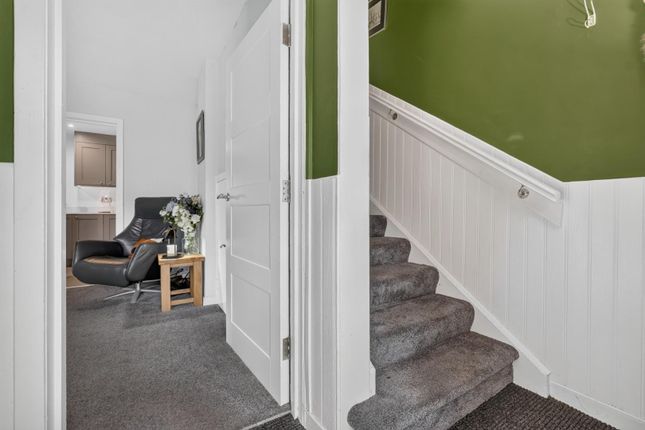 116, Alexander Avenue, Largs photo 3