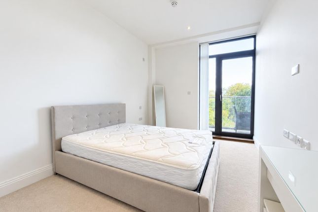 Flat 101, Jessop Court, Brindley Place, Uxbridge photo 3