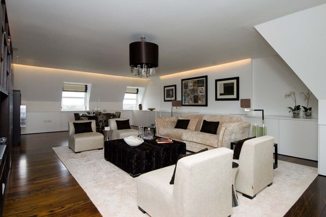 Flat 1103, Boydell Court, St. Johns Wood Park, London photo 2
