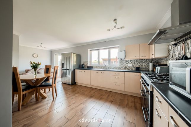 25, Selworthy Road, Castle Bromwich photo 3