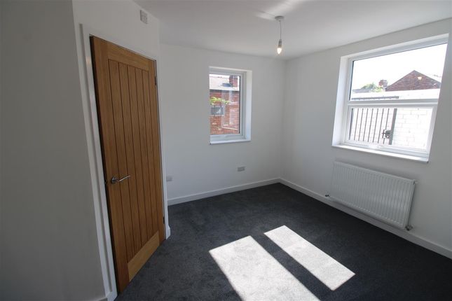 Room 191, The Coach House , Nottingham Road, Nottingham photo 5