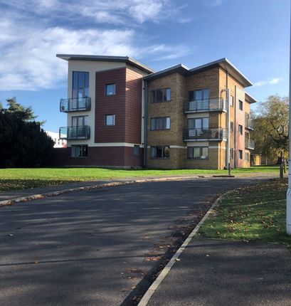 Thumbnail Flat to rent in The Farrows, Maidstone