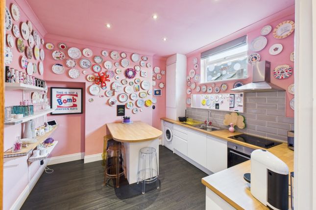 43, Milton Street, Saltburn-by-the-Sea photo 2