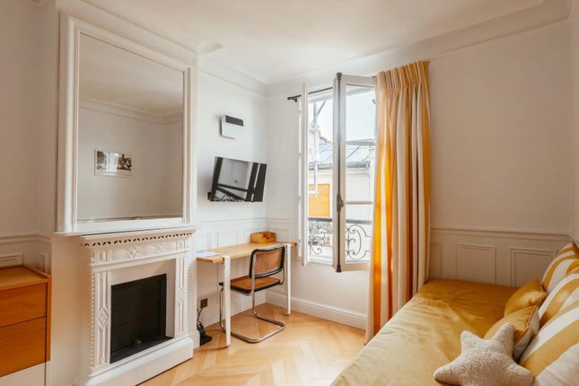 Apartment for sale in 5th Arrondissement, Paris, Île-De-France, France