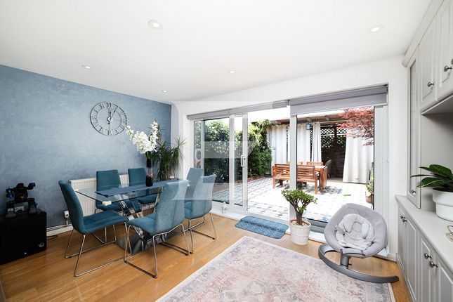 11, Moorlands Avenue, London photo 4