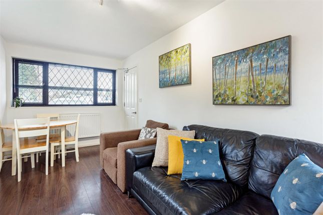 Room 5, 78, Ferrers Avenue, West Drayton photo 4