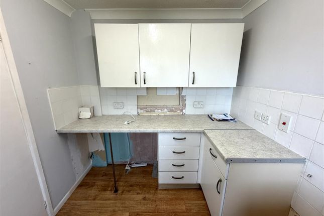 31, Reeds Way, Newquay photo 3