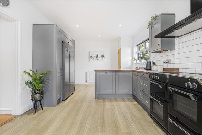 24, Newmarket Road, Newmarket photo 4