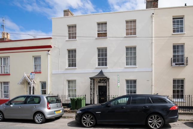 Thumbnail Flat to rent in Gloucester Place, Cheltenham