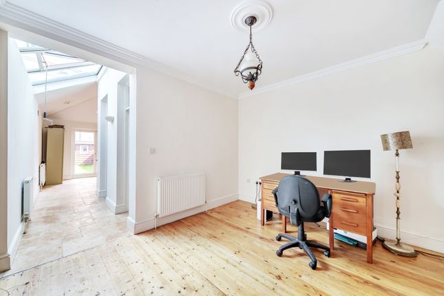 End terrace house for sale in Nascot Street, Nascot Wood, Watford