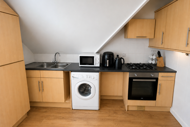 Flat 3 Hillview, 20, Old Bexley Lane, Bexley photo 3