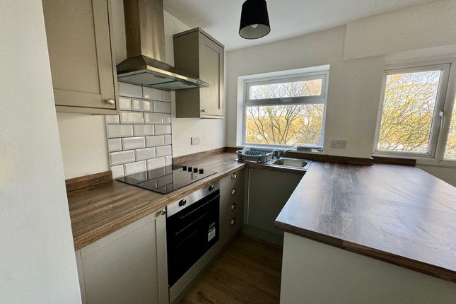 6 Orchard Court, Monmouth photo 3