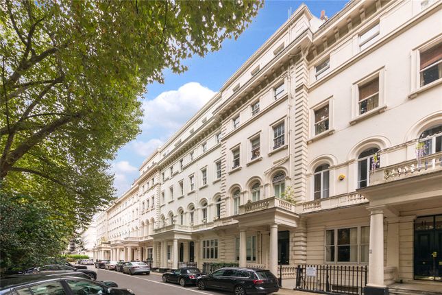Flat to rent in Westbourne Terrace, Lancaster Gate