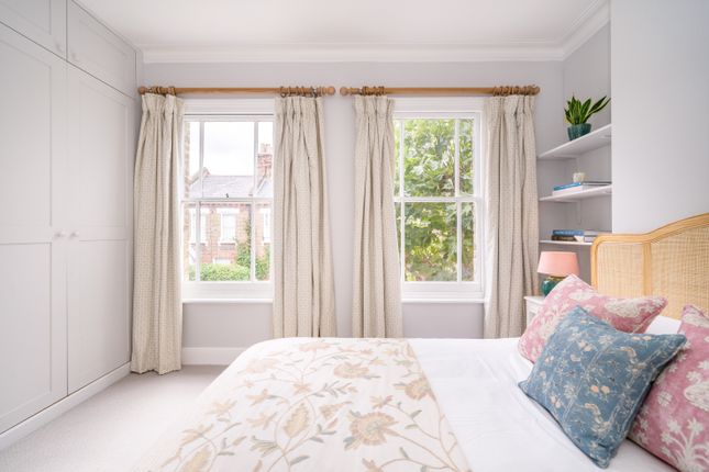 26, Kilravock Street, LONDON photo 3