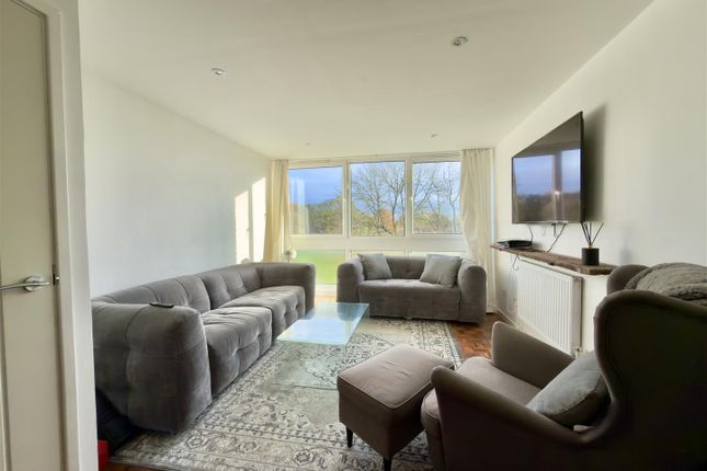 36, Hailey Place, Cranleigh photo 4