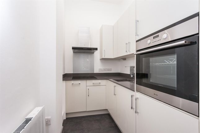 Flat 3, 2A, Rodney Place, Bristol photo 4