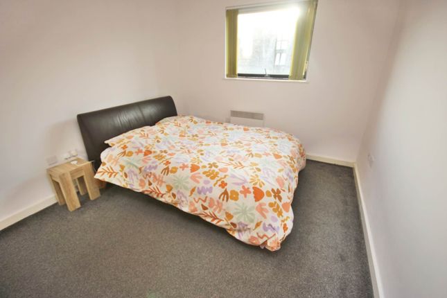 Apartment 611 Saville Building, Potato Wharf, Manchester photo 5
