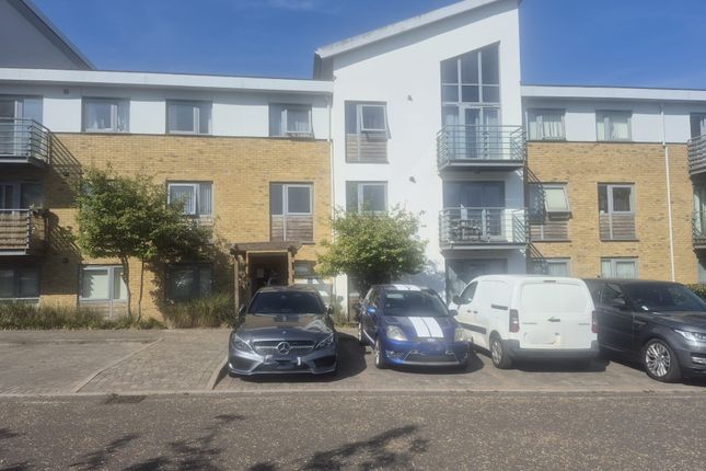 2-bed flat on 26, Stafford Gardens, Maidstone, £85,000