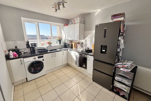 Flat 10, Wyre View, Fleetwood photo 4