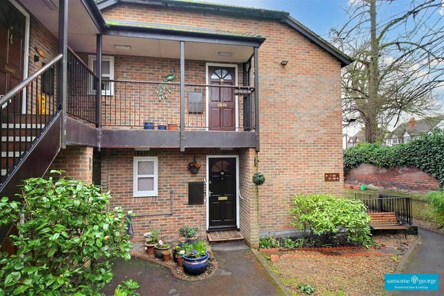 Flat for sale in Burghfield Road, Reading