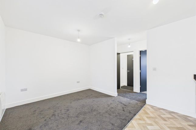 Seaview Road, Wallasey photo 3