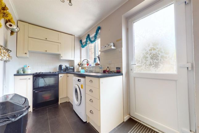 5, Primatt Crescent, Milton Keynes photo 5