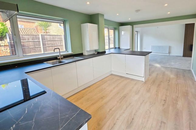 2, Castle Terrace Road, Sleaford photo 4