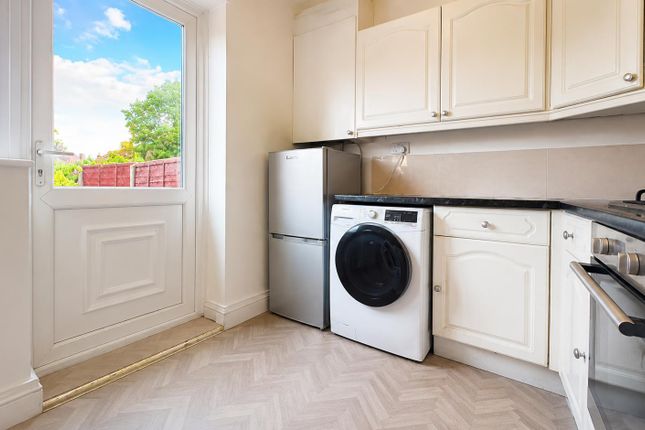4, Welbeck Road, Sutton photo 4