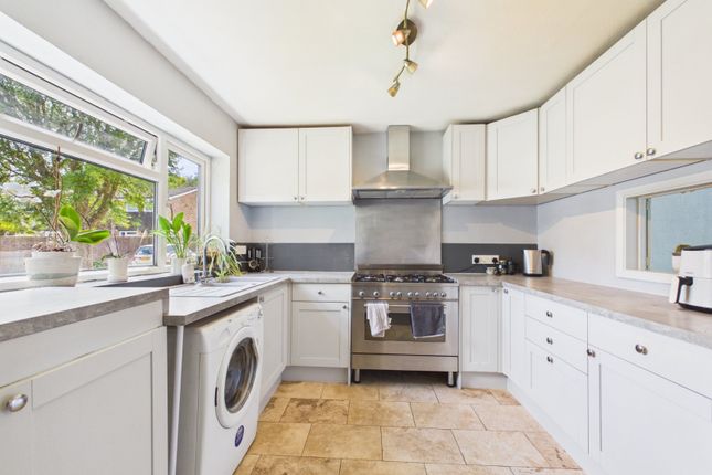 13, Cresswell Road, Buckinghamshire photo 2