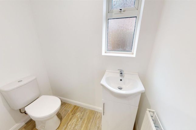 59 Dawlish Drive, Stoke-On-Trent photo 3