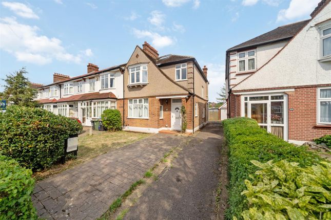 Sandbourne Avenue