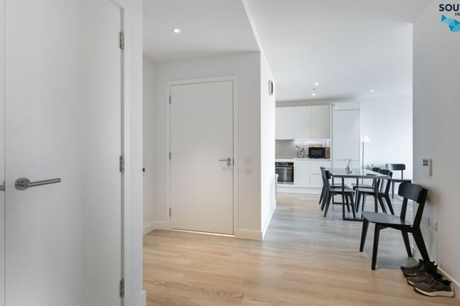 Verbena House, 7 Samara Drive, Southall, London photo 3