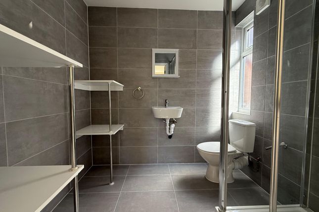 Room 6,30 Hindes Road, Harrow photo 3