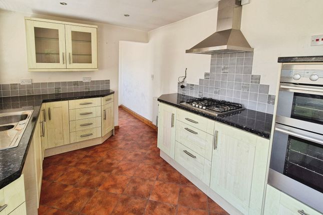 20, New Street, Burntwood photo 4