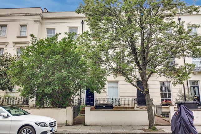 Thumbnail Flat to rent in Chepstow Road, Notting Hill, London